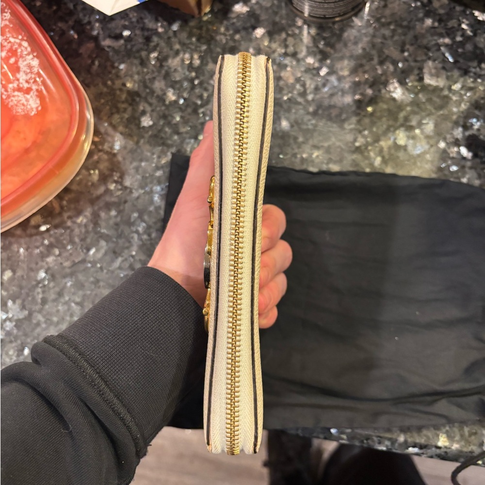 Gucci Zumi Horsebit Continental Wallet - Picture 8 of 11